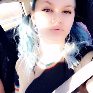 Meet your Posher, Elliana